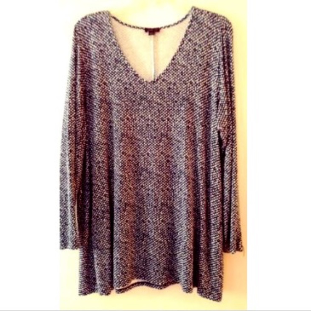 J Jill Wearever Petite Large Top Black White Blue Blouse Shirt V Neck Graphic